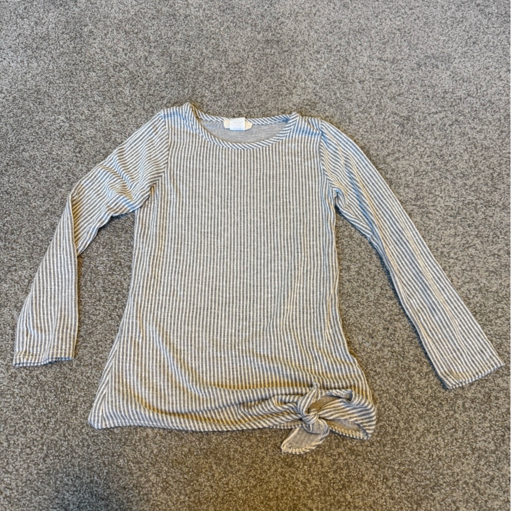 Pinc Blue and White Striped Girl Ling Sleeve Top. Tie twist front. Size 10